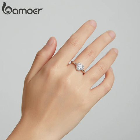 bamoer 925 Sterling Silver Bright Love Ring Dazzling Shiny Heart Shape Crystal Finger Ring Wedding Engagement Jewelry